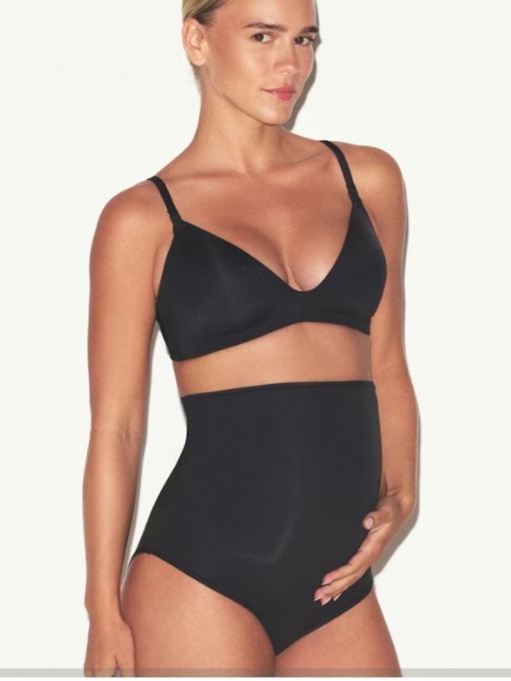 NEW SKIMS Wireless Form Maternity Nursing Bra 32DD 32E Onyx Black NWT Pumping